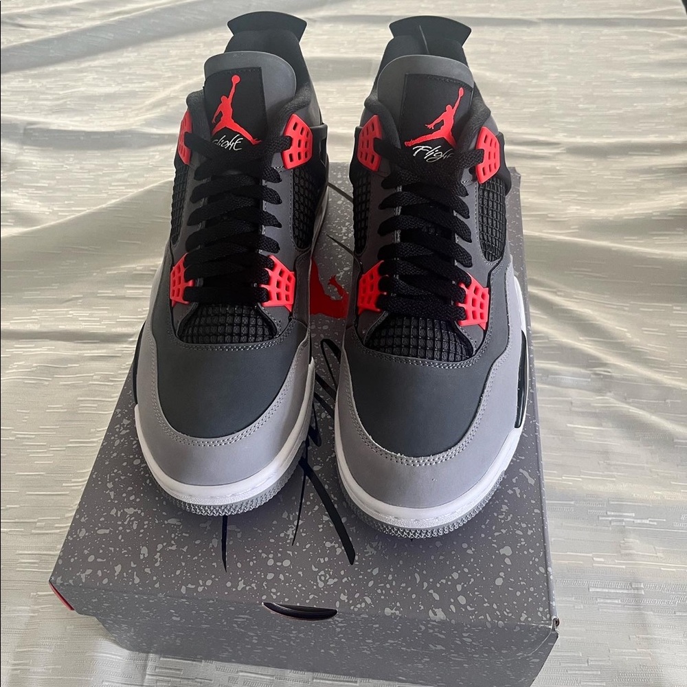 Air Jordan 4 Retro Infrared